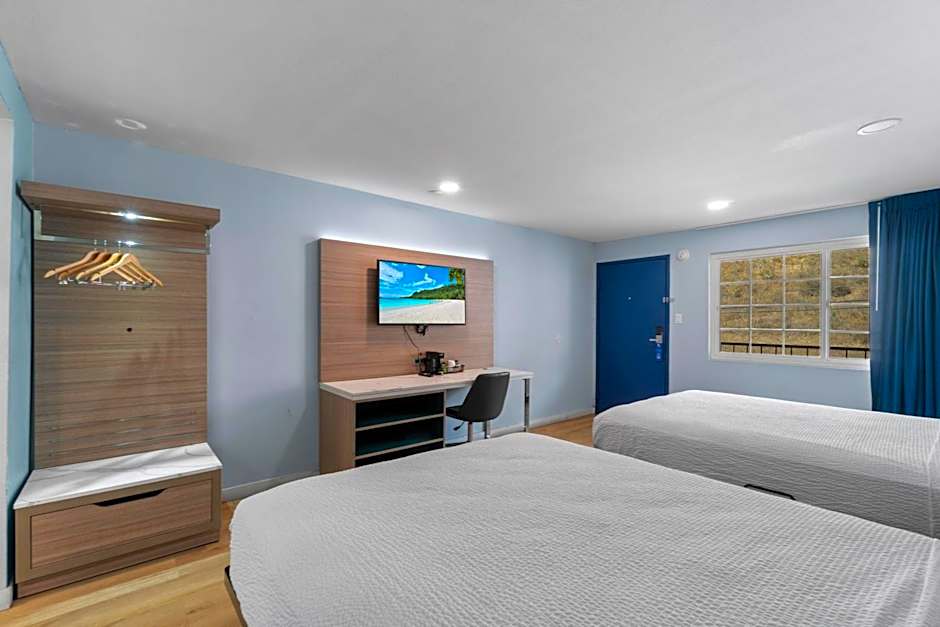 Travelodge by Wyndham Fairplex Pomona