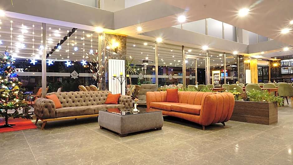 Zeynel Hotel