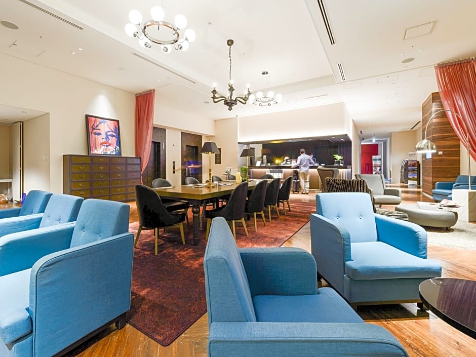 Courtyard By Marriott Tokyo Station