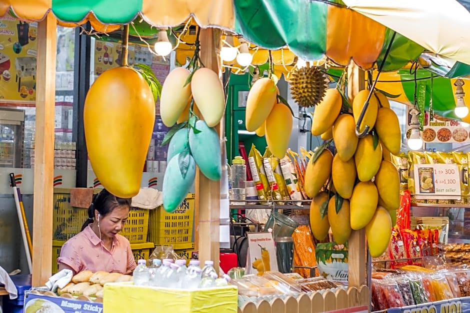 Family Hub@Pratunam 2-Group 4 Min 3n FREE Airport