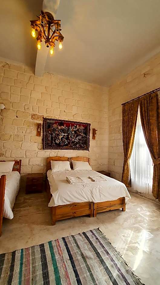 Mons Masius Boutique Hotel Teras