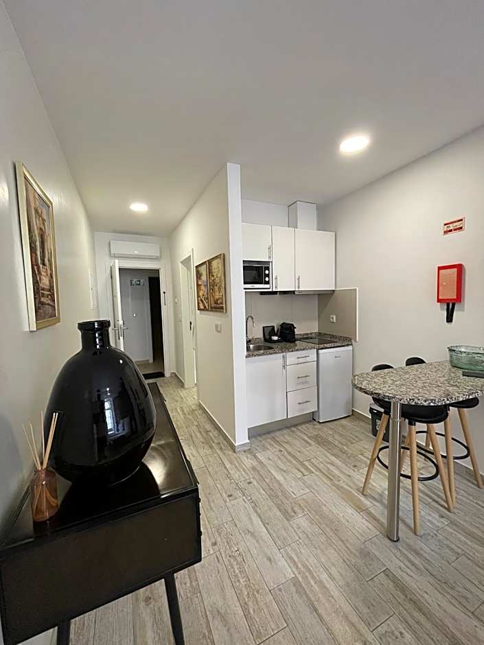 Esmeralda Holidays Apartments