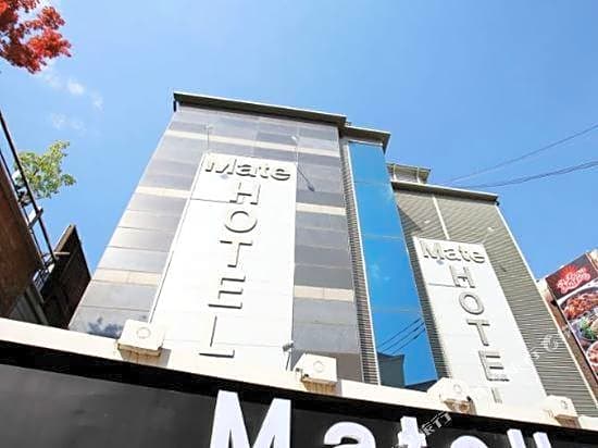 Mate Hotel