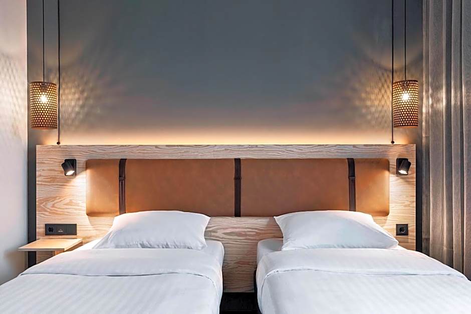 Moxy by Marriott Duesseldorf South