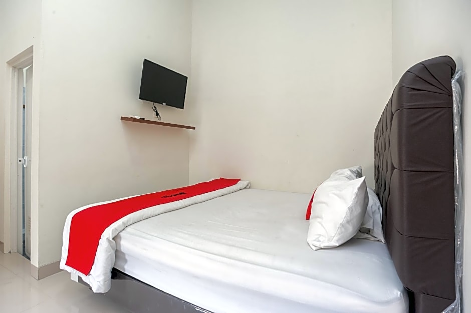 RedDoorz @ Jalan Urip Sumoharjo Lampung 2