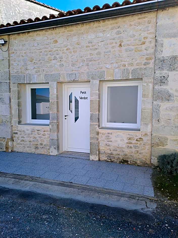 Chambres d'Hôtes Château Pierre de Montignac