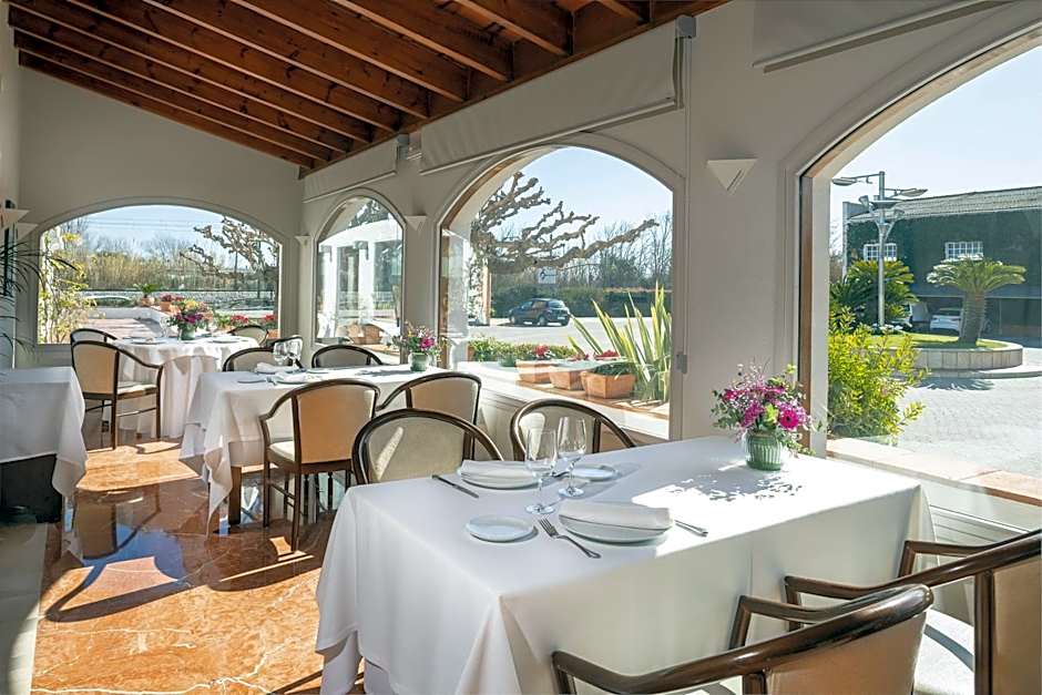 Hotel Restaurant Bon Retorn