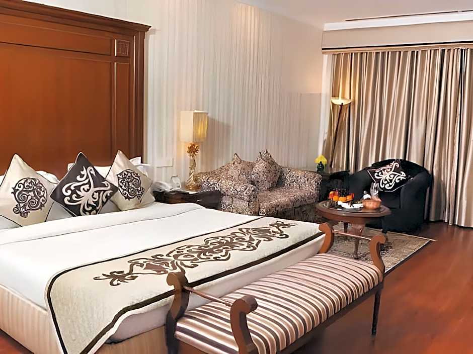 The Bristol Hotel - Gurgaon