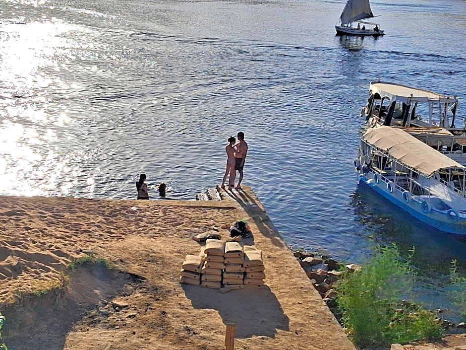 Seko Kato Nile View Hostel