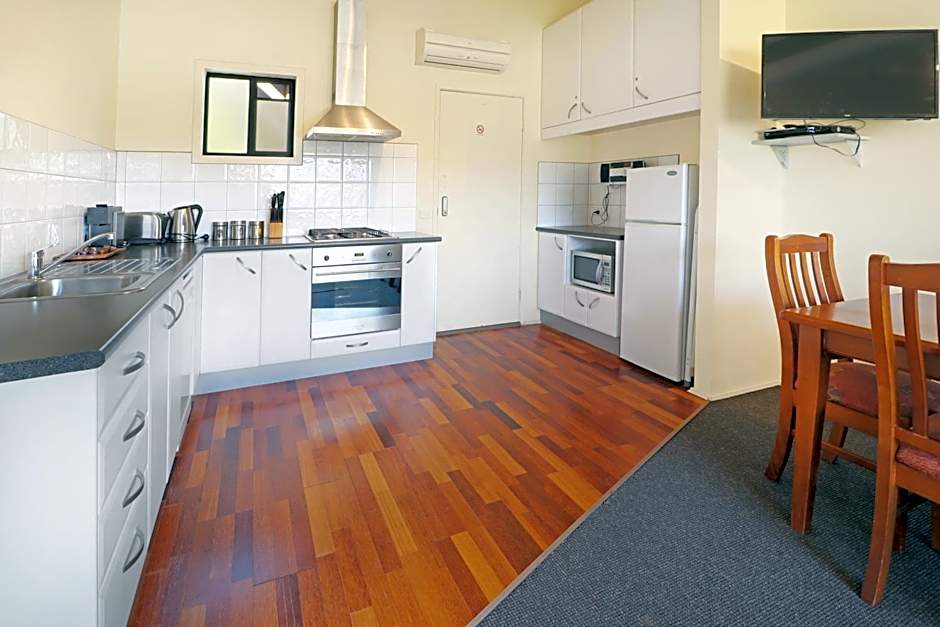 Off Mountain Accommodation