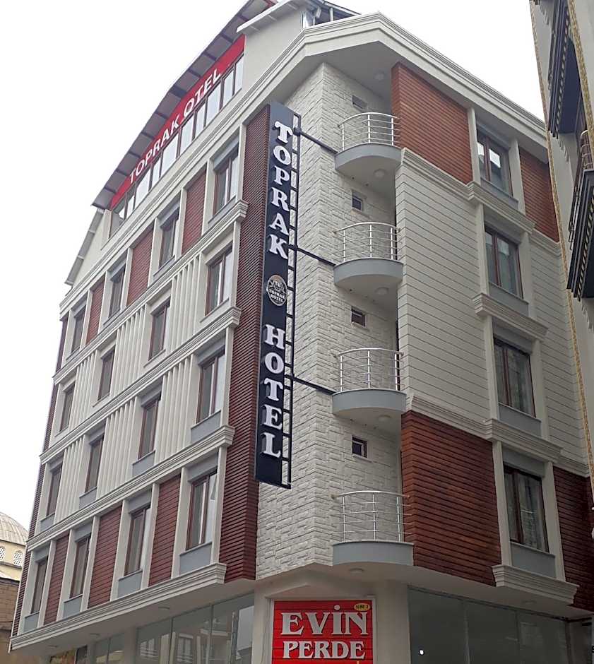 Toprak Hotel