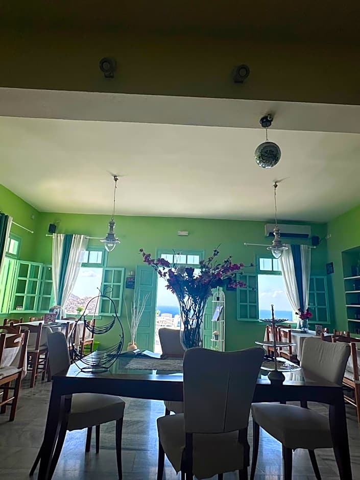 Hotel Petradi