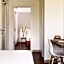 Luna Minoica Suites and Apartments