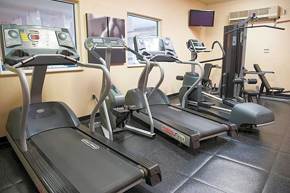 Country Inn & Suites by Radisson, Effingham, IL