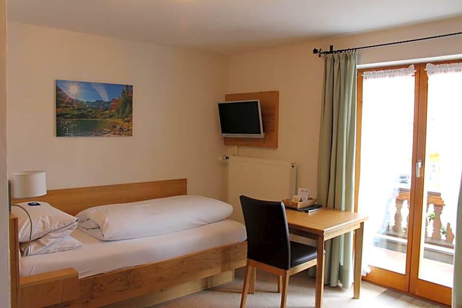 Frühstückspension Gästehaus Zum weissen Rössl