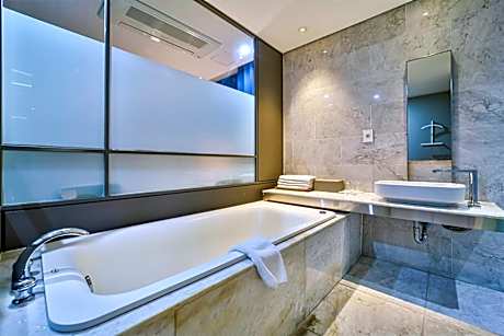 Deluxe Double Room - Smoking
