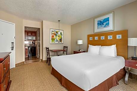 Queen Studio with Ocean View