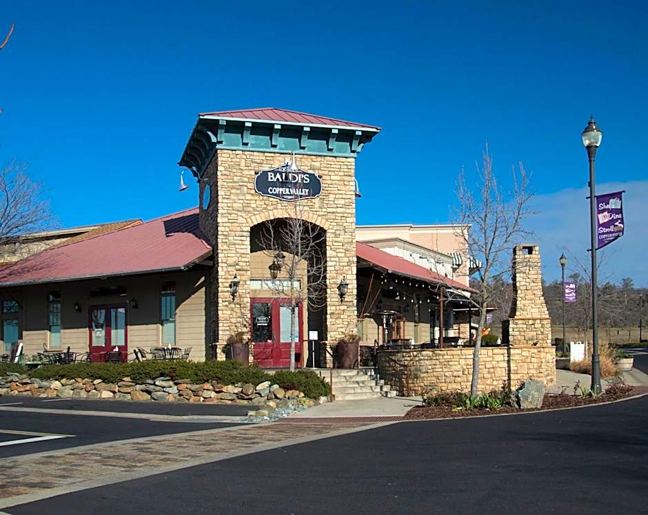 Gateway Hotel, Trademark Collection by Wyndham