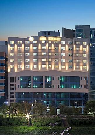 Brown Dot Hotel Chungmugong