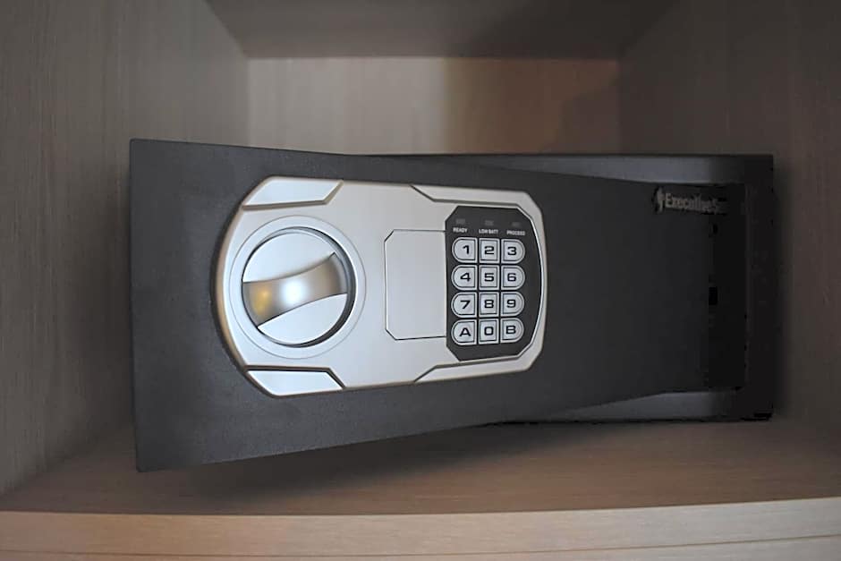 Anemoni Piraeus Hotel