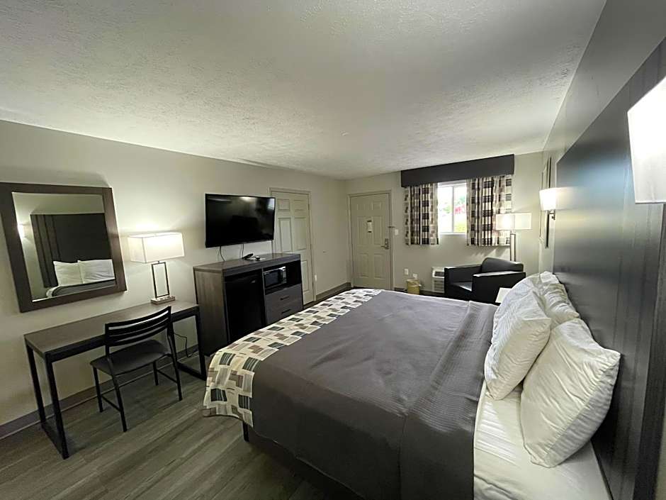 Embassy Inn - Hohenwald