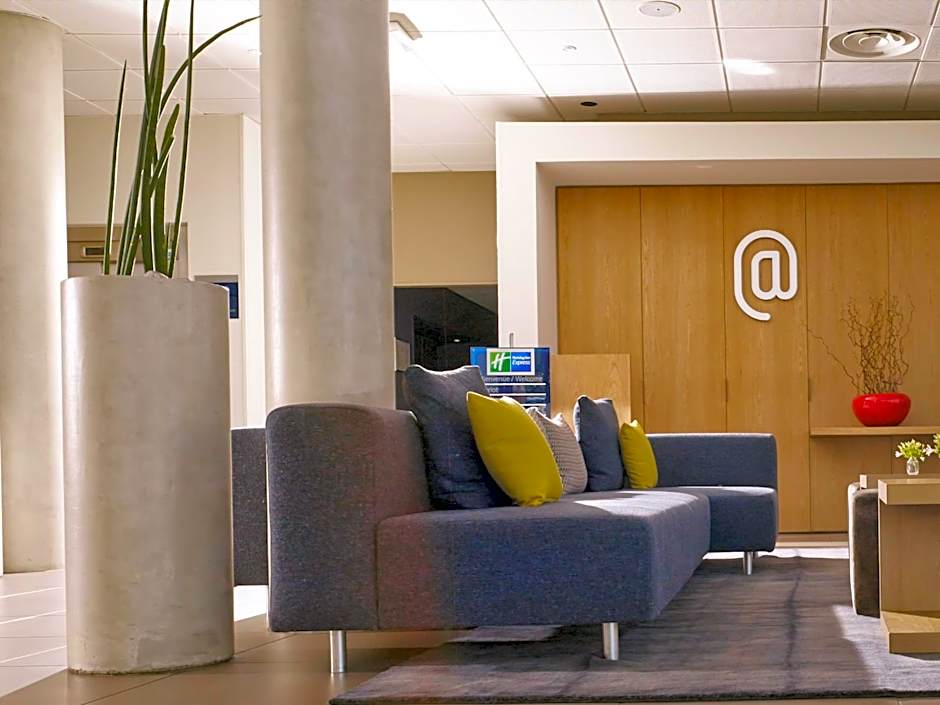 Holiday Inn Express Toulouse Airport By IHG