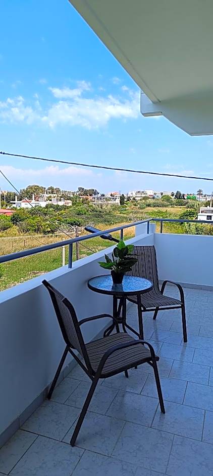 Pyrgos Hotel Apartments