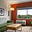 Holiday Inn Express and Suites Staunton By IHG