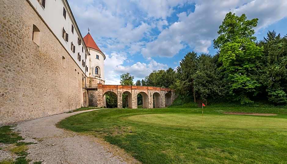Mokrice Castle Estate