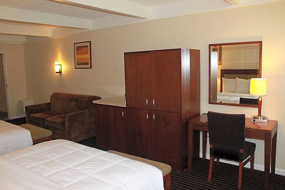 LEXINGTON INN & SUITES NW CHICAGO ELGIN