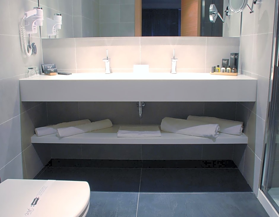 Met Boutique Hotel