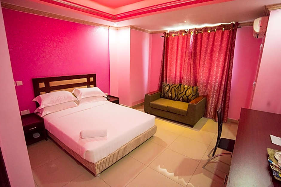 Euro Hotel and Apartments