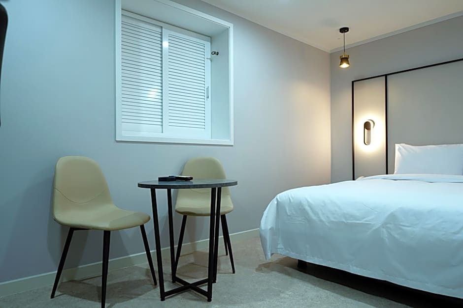 NINE HOTEL