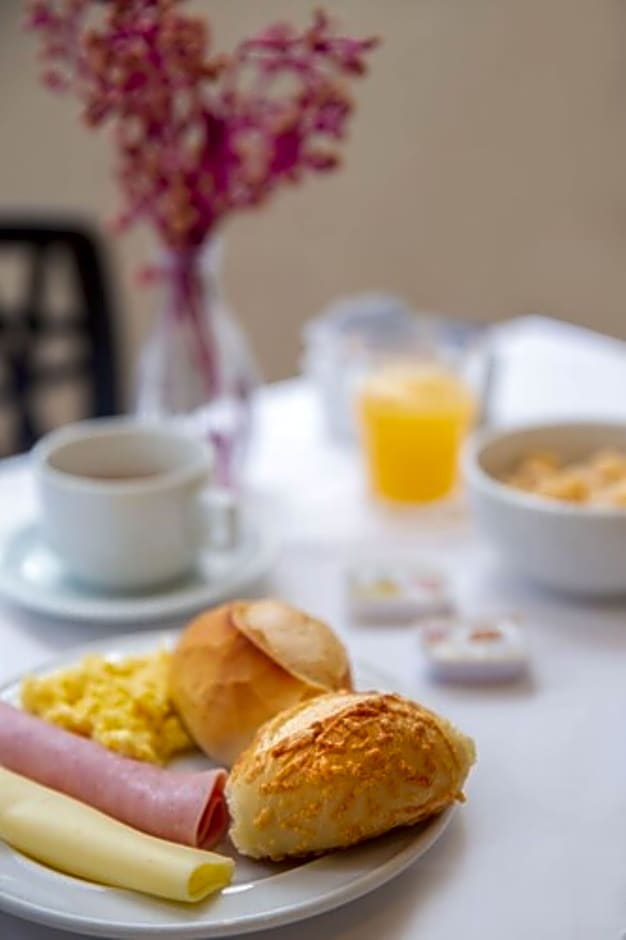 Rojas All Suites Hotel