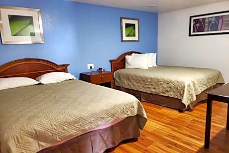 2 Queen Beds Non-Smoking