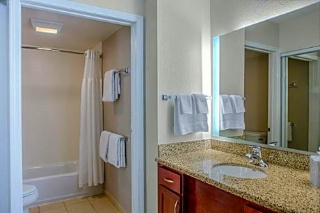 King Studio with Sofa Bed