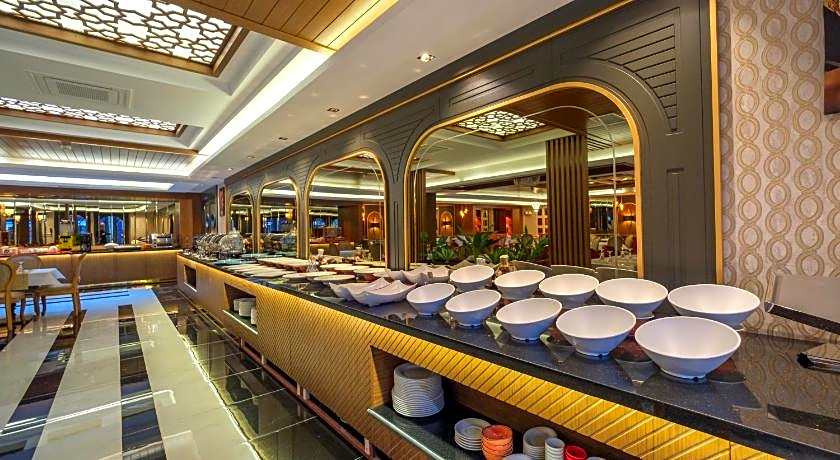 Elysium Deluxe Suites