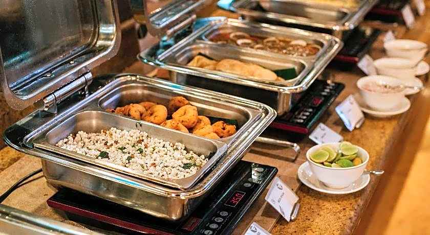 Acron Candolim Regina