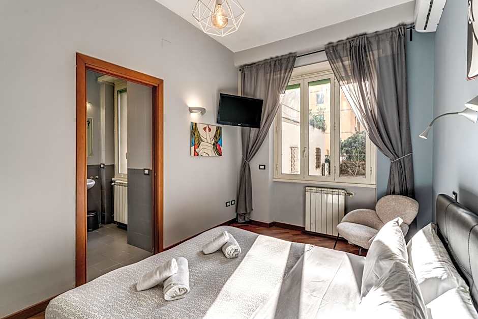Sapphire Apartment