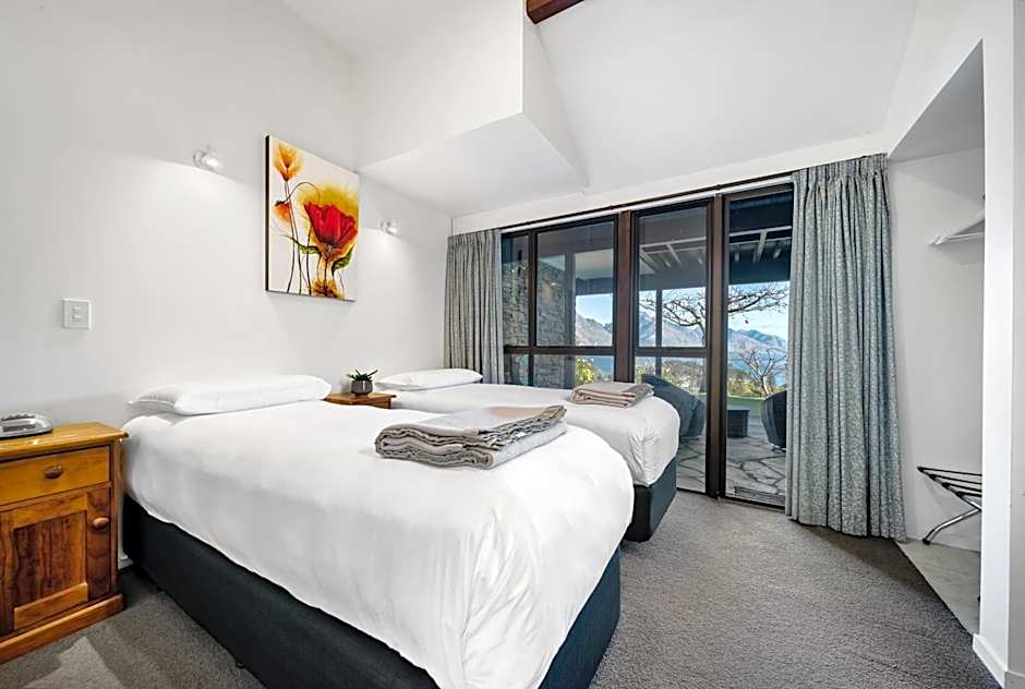 Balmoral Lodge
