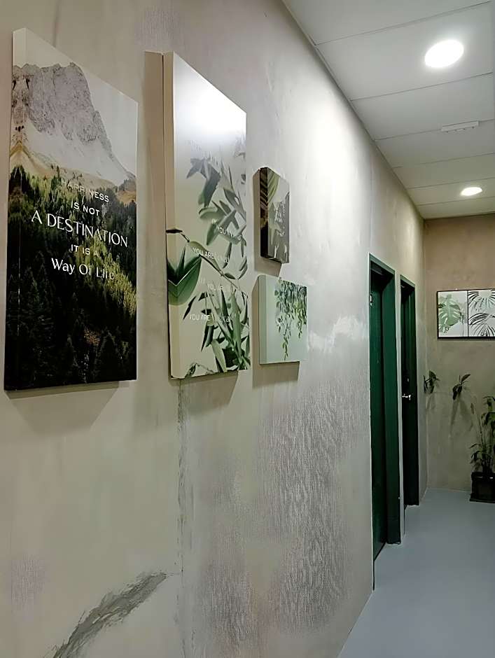 THE 1975  HOTEL EMPIRE