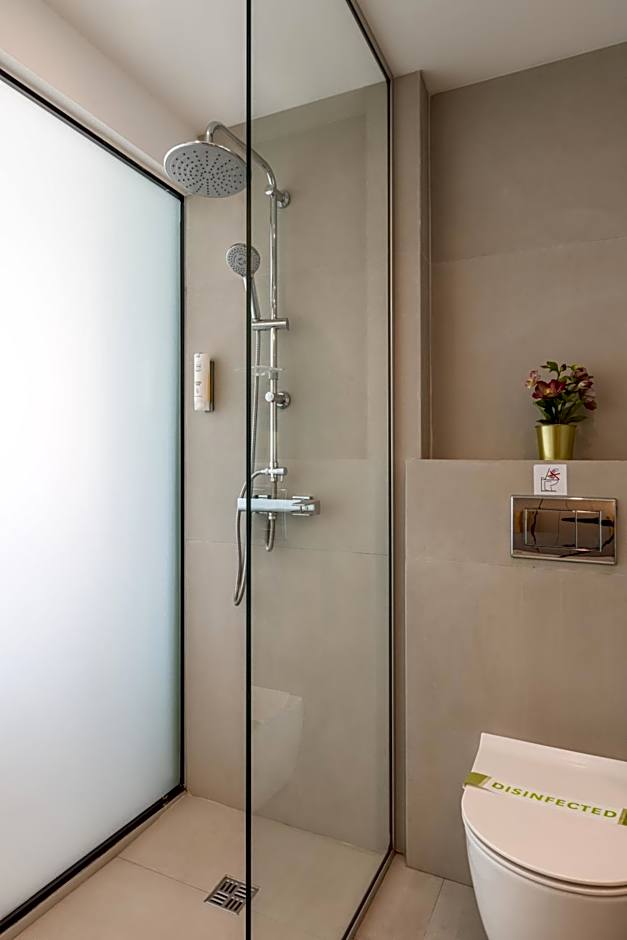 Napa Mermaid Hotel & Suites