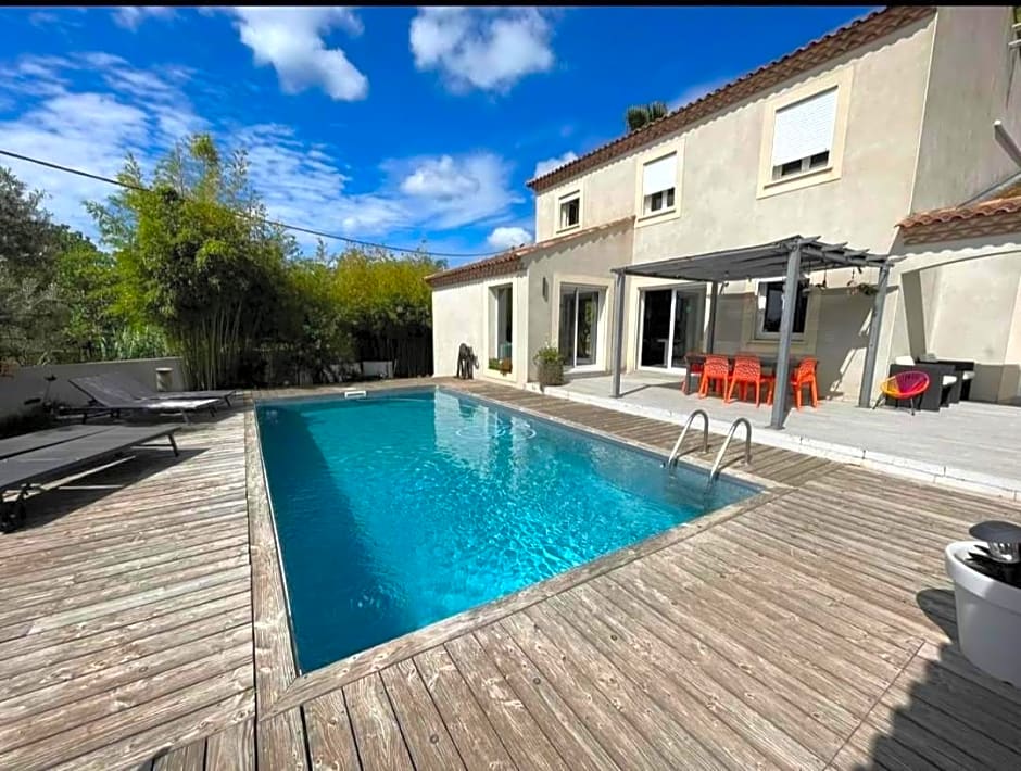 Chambre à Bouzigues dans villa individuelle