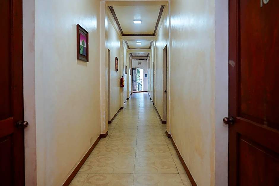 C Star Travellers Inn