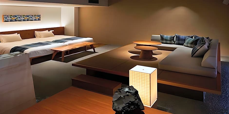 HOTEL STRATA NAHA