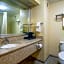 Quality Inn & Suites Sellersburg