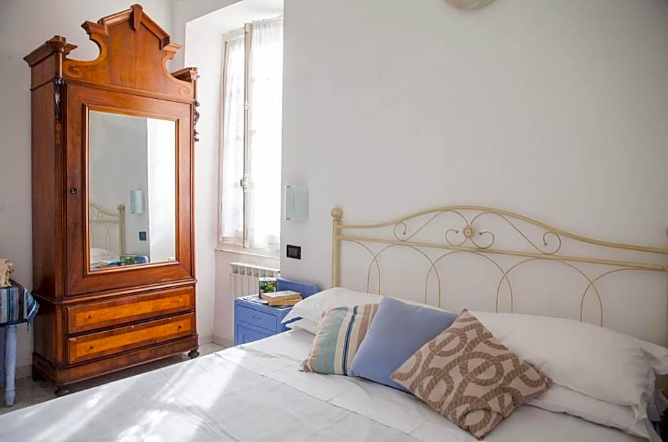 Hotel Mimosa