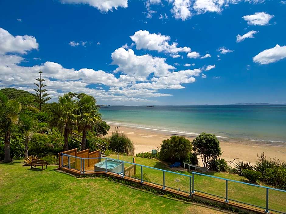 By the Bay Beachfront Apartments