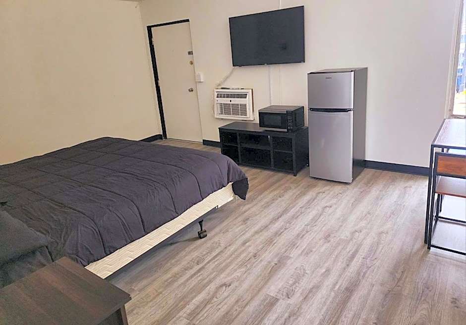 The Hastings Inn Salina