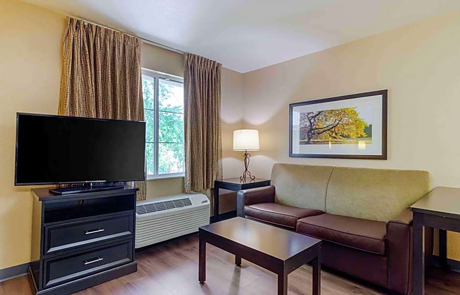 Extended Stay America Select Suites - Atlanta - Perimeter - Peachtree Dunwoody
